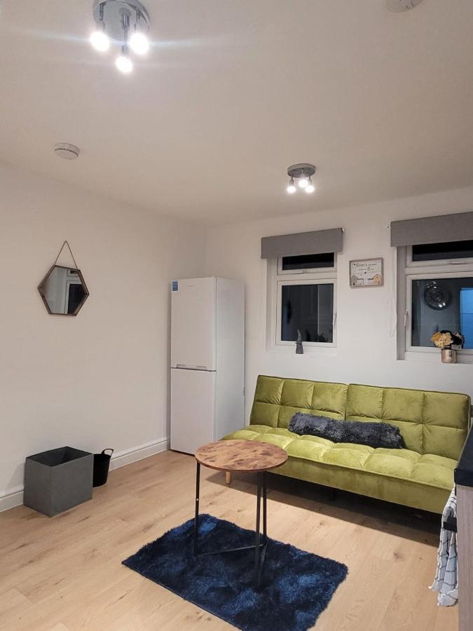 Canary Wharf Apartments Лондон Екстер'єр фото