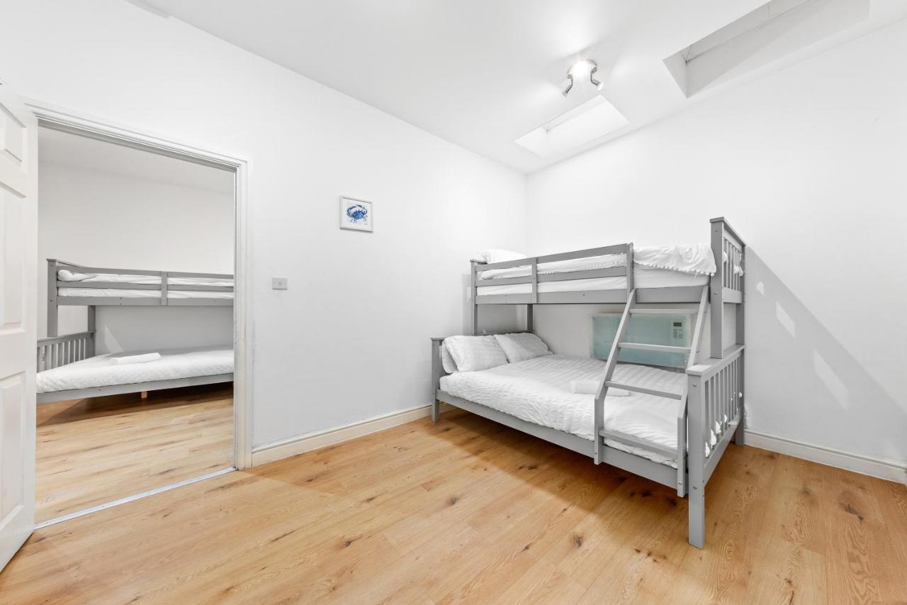 Canary Wharf Apartments Лондон Екстер'єр фото