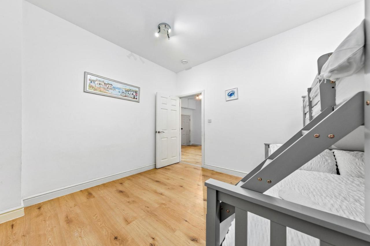 Canary Wharf Apartments Лондон Екстер'єр фото