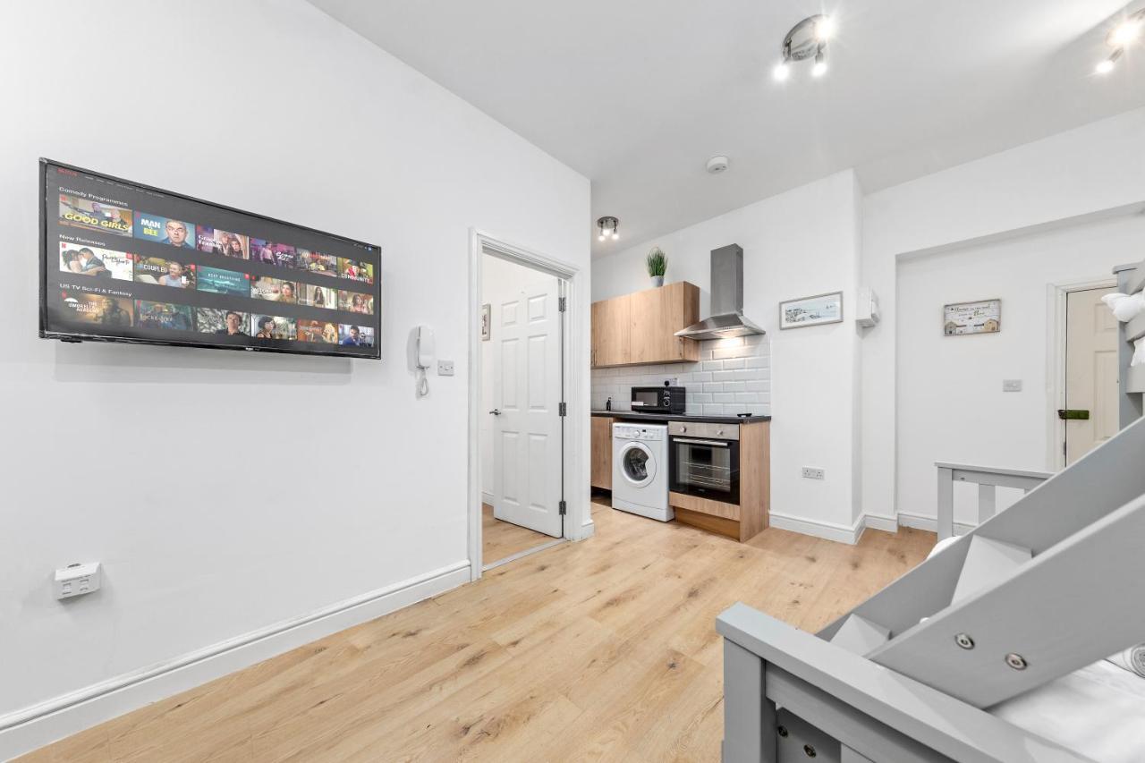 Canary Wharf Apartments Лондон Екстер'єр фото