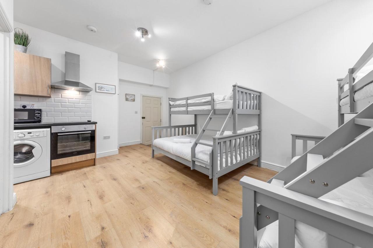 Canary Wharf Apartments Лондон Екстер'єр фото