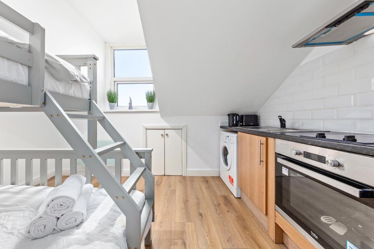 Canary Wharf Apartments Лондон Екстер'єр фото