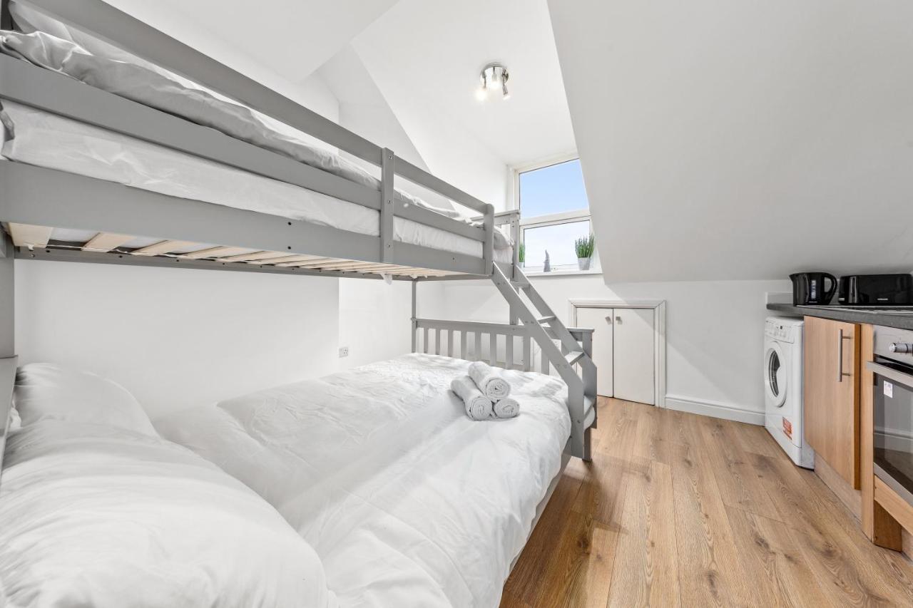 Canary Wharf Apartments Лондон Екстер'єр фото